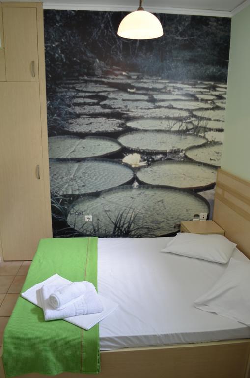 Fontana Rooms Mytilíni Habitación foto