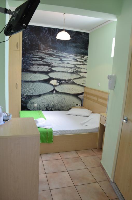Fontana Rooms Mytilíni Habitación foto