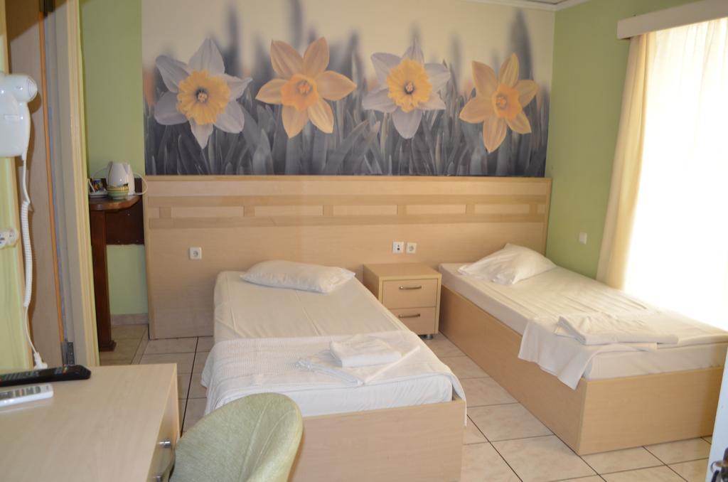 Fontana Rooms Mytilíni Habitación foto