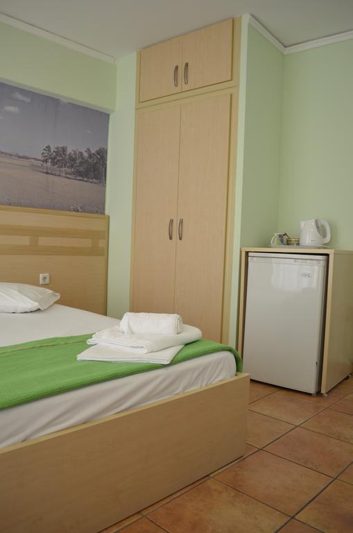 Fontana Rooms Mytilíni Habitación foto